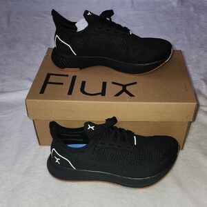 Lux Black Women's Athletic Shoes